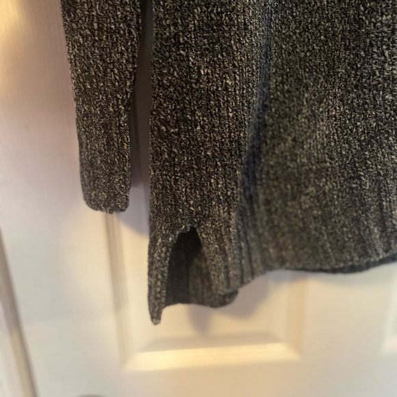 ORVIS Chenille Marbled Navy Crewneck Pullover Sweater - Picture 2 of 8